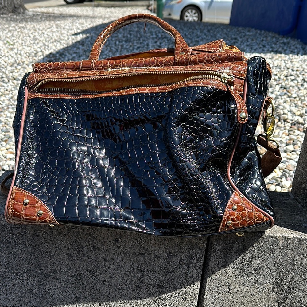 Elegant Black and Brown Crocodile-Embossed Men's Bag